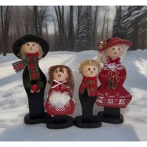 Wooden‎ Family Christmas Carolers By Katherine Harris & Carl 2000 Vintage